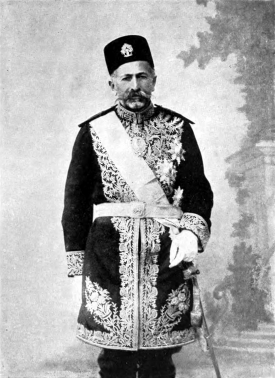 Mohammad Ali Shah Qajar v exilu. 