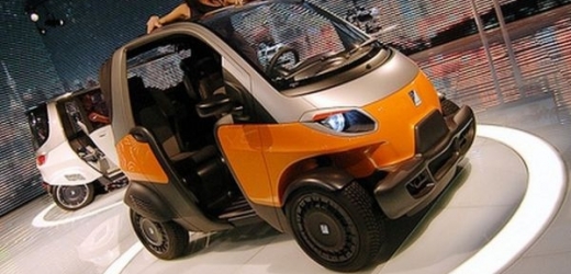 Na výstavě v Miláně byl představen koncept městského vozu Piaggio NT3.