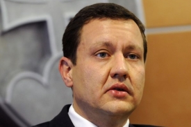 Slovenský ministr vnitra Daniel Lipšic uvedl, že Valko chodil bez ochranky.