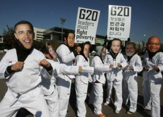 Protesty Oxfamu proti jednání G-20.