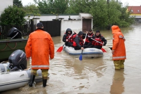 Nejvíc daly hasičům zabrat povodně. Ty mají v tomto roce na svědomí miliardové škody i několik lidských životů.