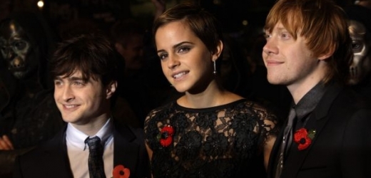 Daniel Radcliffe, Emma Watsonová a Rupert Grint na světové premiéře sedmého dílu Harryho Pottera.
