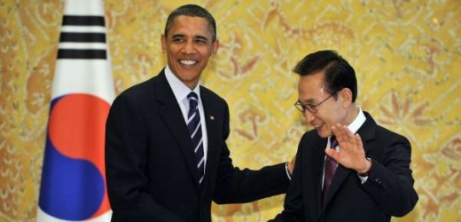 Prezident USA Barack Obama má na schůzce zemí G20 v jihokorejském Soulu o důvod víc k úsměvu - spotřebitelská nálada jeho krajanů stoupá.
