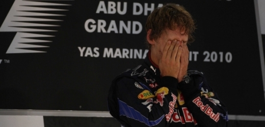 Sebastian Vettel na stupních vítězů.
