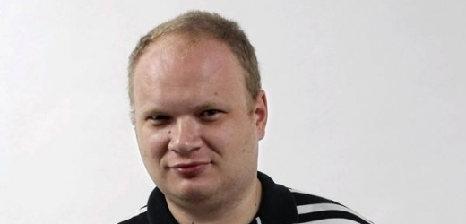 Novinář Oleg Kašin se probral z umělého spánku.