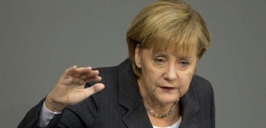 Angela Merkelová se může radovat, důvěra v německou ekonomiku sílí.