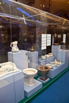 Ve Státním historickém muzeu na Rudém náměstí je od září expozice historických toalet.