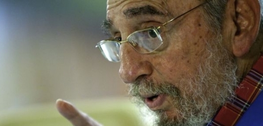 Fidel Castro vystoupil před kubánskými studenty.