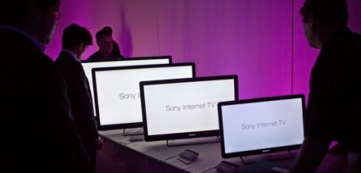 Google na zprovoznění své hybridní služby spolupracuje s výrobcem televizorů Sony.