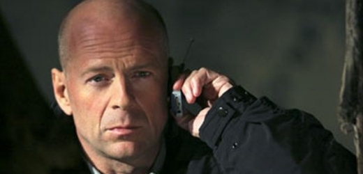 Drsňák Bruce Willis vstoupil do služeb ruské banky.