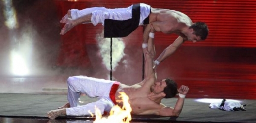 Gymnastická dvojice Dae Men.