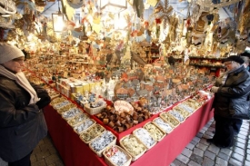 Vánoční trhy nabízejí atmosféru i kulinářské zážitky.