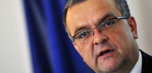 Ministr financí Miroslav Kalousek byl šokován finanční negramotností Čechů.