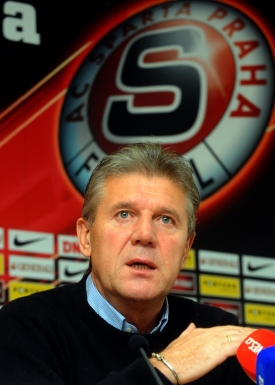 Jozef Chovanec může být se závěrem podzimní části sezony spokojený.