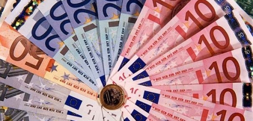 Euro už není v řadě zemí modlou.