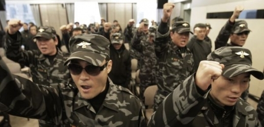 Původně severokorejští vojáci, kteří se po útěku zapojili do armády jihokorejské.