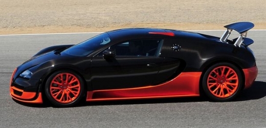 Bugatti Veyron 16.4 Super Sport v akci.