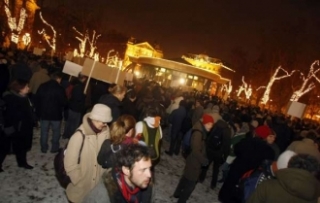 Protesty proti mediálním zákonům v Budapešti.