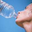 Voda z vodovodu je většinou stejně kvalitní jako voda stáčená. 