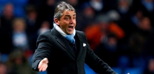 Trenér Manchesteru City Roberto Mancini by rád do týmu získal Edina Džeka.