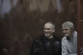 Chodorkovskij s obchodním partnerem Platonem Lebeděvem jsou souzeni naráz.
