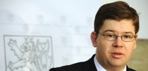 Ministr spravedlnosti Jiří Pospíšil předložil vládě novelu takzvaného náhubkového zákona.