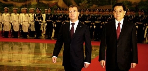 Ruský prezident uzavřel ropný deal při loňské návštěvě Číny.