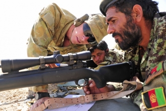 Australané cvičí afghánské vojáky. 