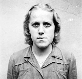 Herta Botheová při vyšetřování roku 1945.