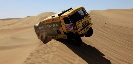 Aleš Loprais se svou Tatrou na Rallye Dakar.