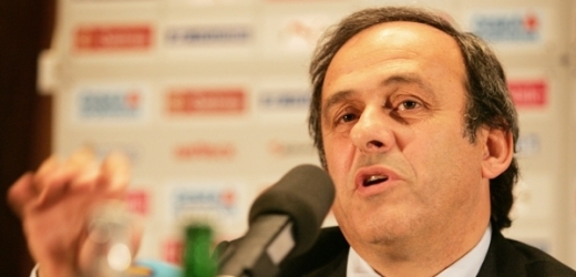 Předseda UEFA Michel Platini.