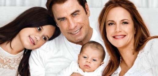 John Travolta s rodinou.