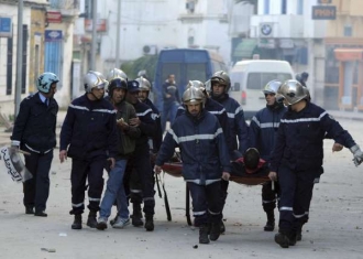 Typické obrázky z Tuniska uplynulých dní.
