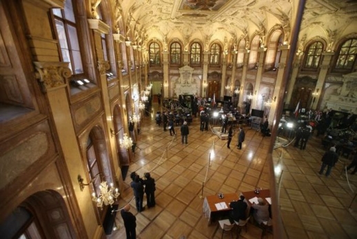 Pohřeb proběhl v sídle Senátu - Valdštejnském paláci.