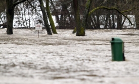 Třetí povodňový stupeň platí na deseti místech, hlavně v Plzeňském a Ústeckém kraji. 
