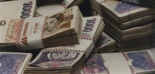 V Česku se otáčí přes dvě miliardy bankovek a mincí.
