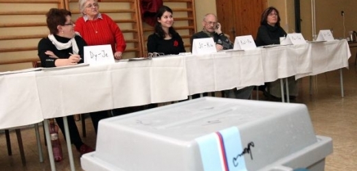 Opakované volby se v Českém Těšíně konaly 8. ledna.