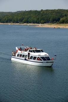 Výletní plavbu si můžete užít i na českých řekách a přehradách.