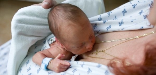 Po odchodu lékařů by dvě pražské porodnice nemohly přijímat rodičky.