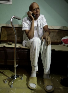 Fariňas během jedné ze svých hladovek za propuštění politických vězňů.