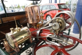 Motor prvního automobilu.