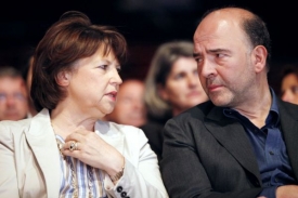 Martine Aubryová a Pierre Moscovici by rádi pročistili Socialistickou internacionálu.