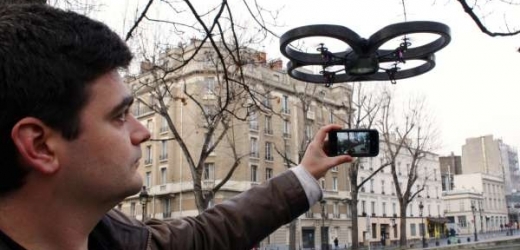AR. Drone testovaný ve městě.