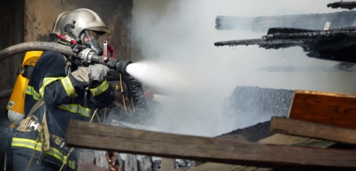 Při požárech loni zemřelo o 14 lidí víc než v roce 2009.