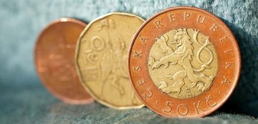 Do hodnoty padesáti korun budou už jen mince.