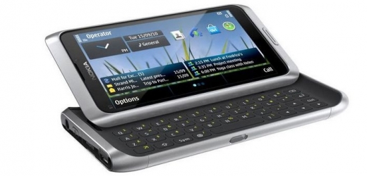 Symbian za konkurencí ztrácí, Nokia do svých mobilů pustí konkurenci.