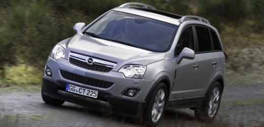 Opel Antara po faceliftu.