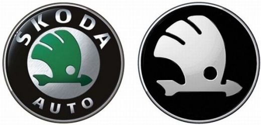 Vlevo staré logo používané před více než deseti lety, vpravo nové zjednodušené logo automobilky.