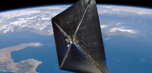 Plachetnice NanoSail-D obíhá ve výšce 640 kilometrů nad Zemí.