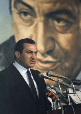 Mubarak měl na ždímání Egypta třicet let.